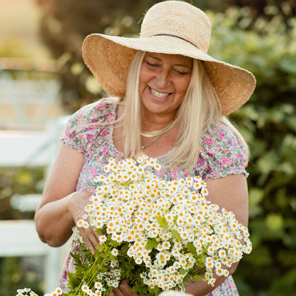 Susie Stuvland holding bouquet